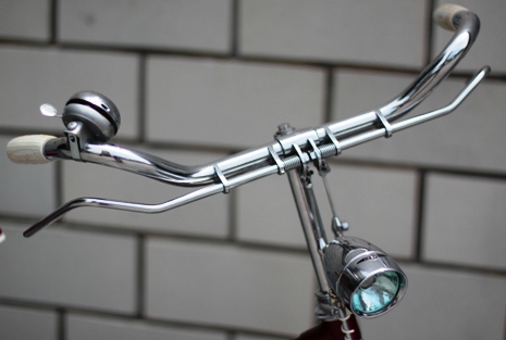 ハミの自転車はロッドブレーキ - ル・ボナー